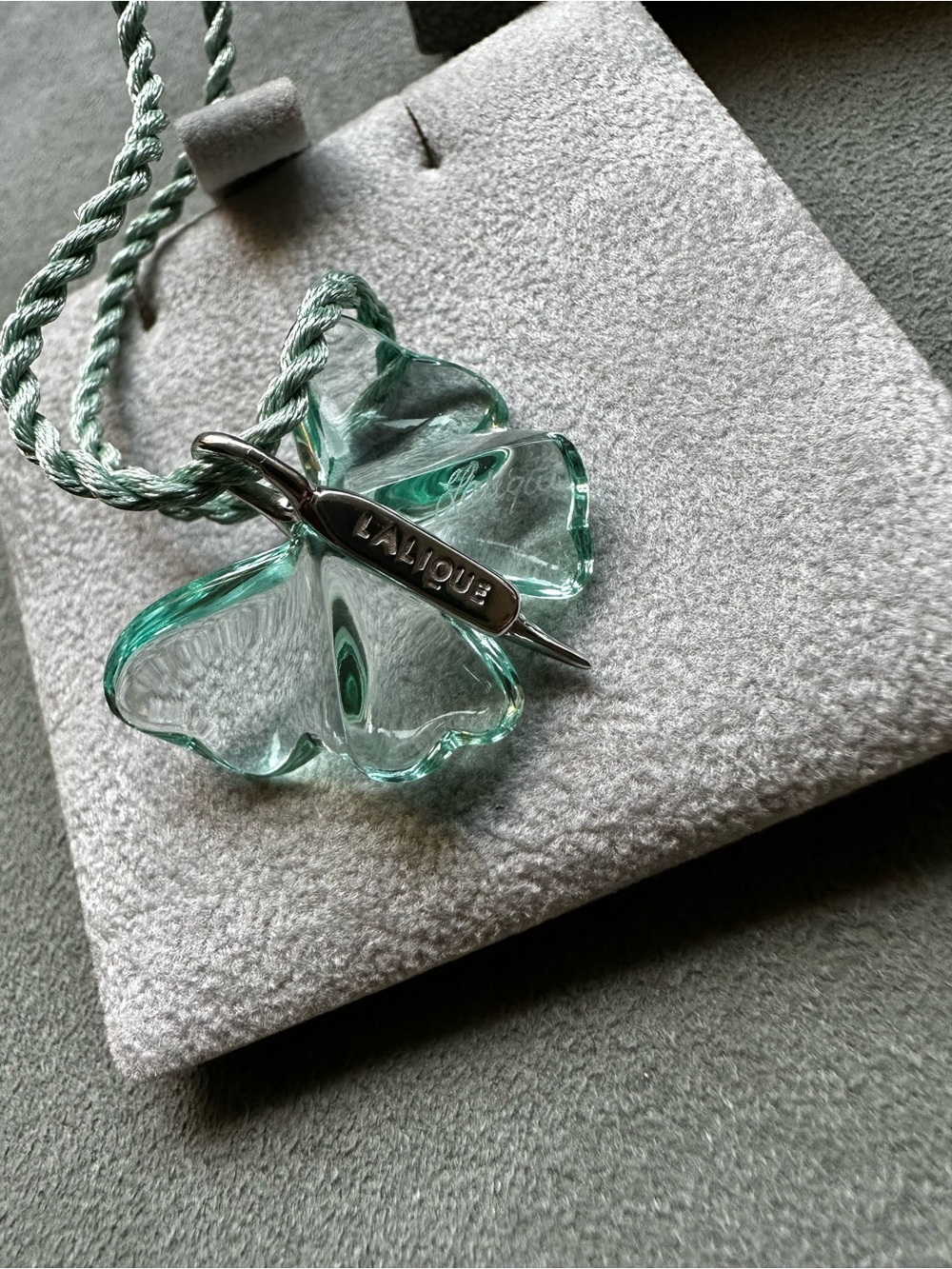 Authentic Lalique Papillon Butterfly Pendant - Lagon Teal Crystal - Picture 3 of 5